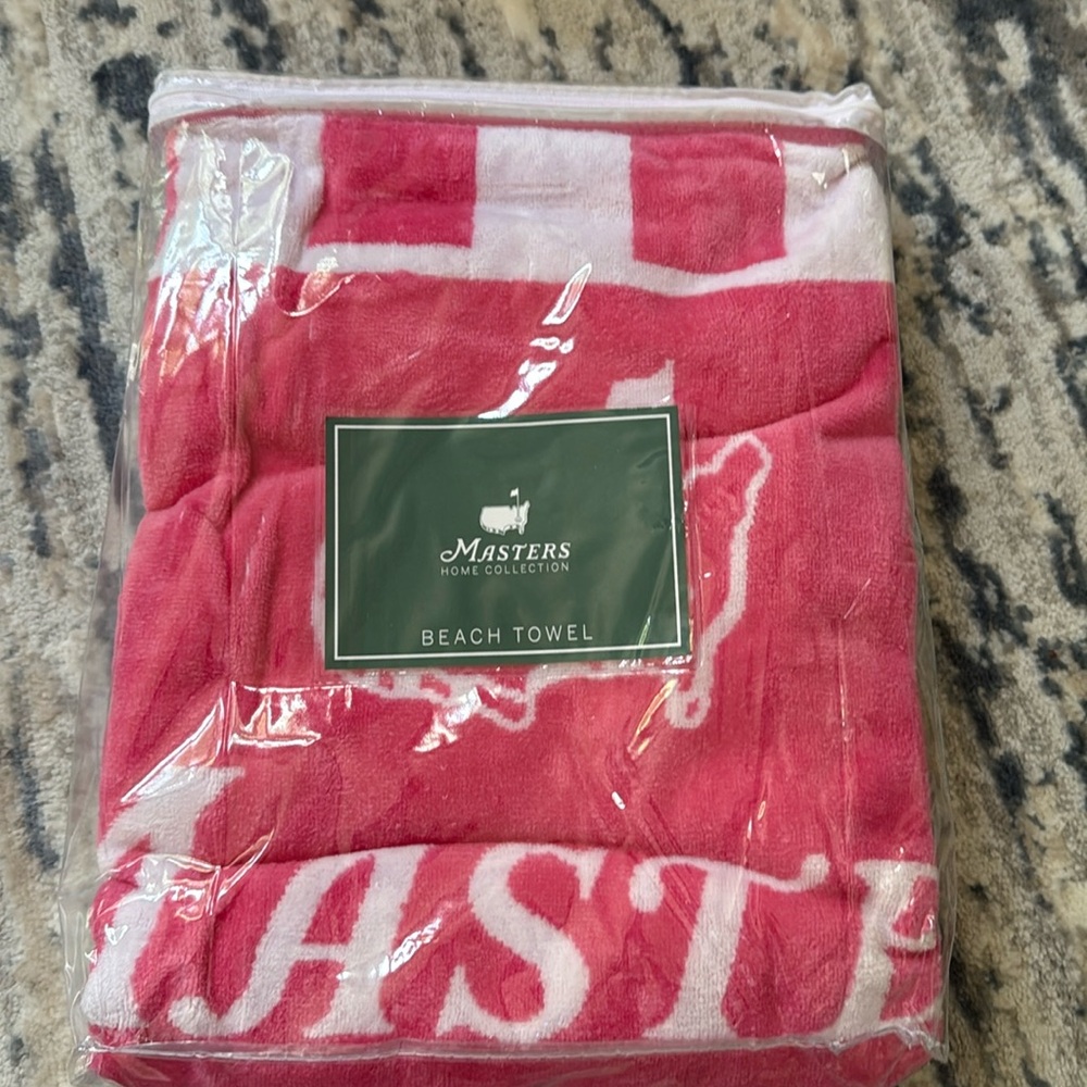 Masters Home Collection Pink Beach Towel